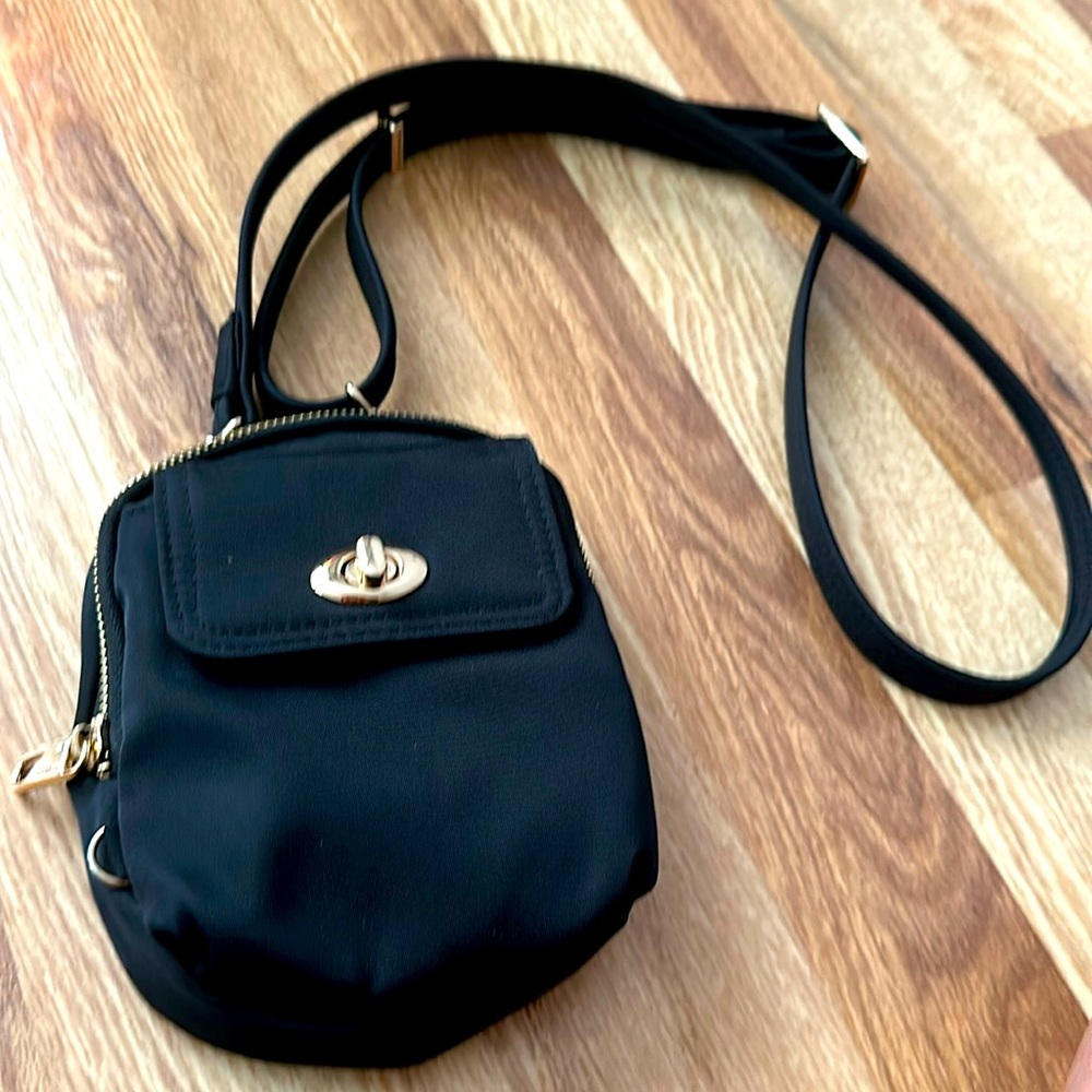 Classic Black Crossbody Bag with Gold Turn-Lock